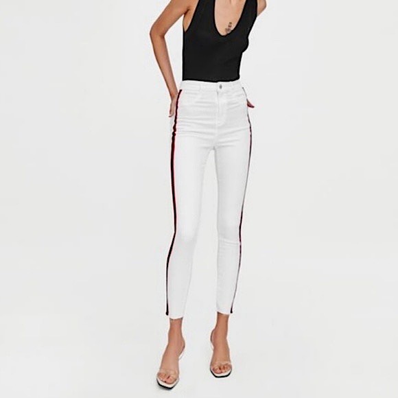 Zara high waisted white jeans - Size 24 - Picture 9 of 9